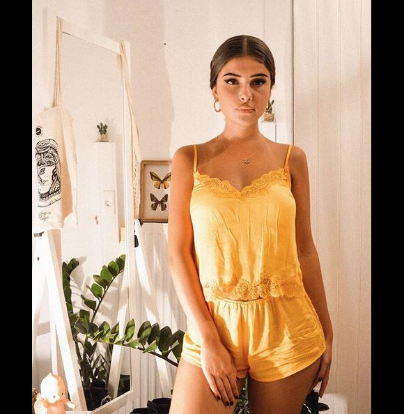 Lara Valentini, influenceuse belge et sosie de Selena Gomez ! Août 2019.