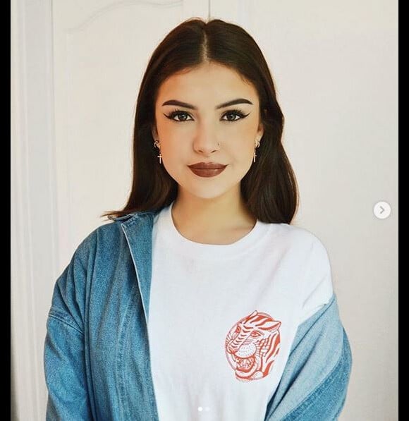 Lara Valentini, influenceuse belge et sosie de Selena Gomez ! Décembre 2018.