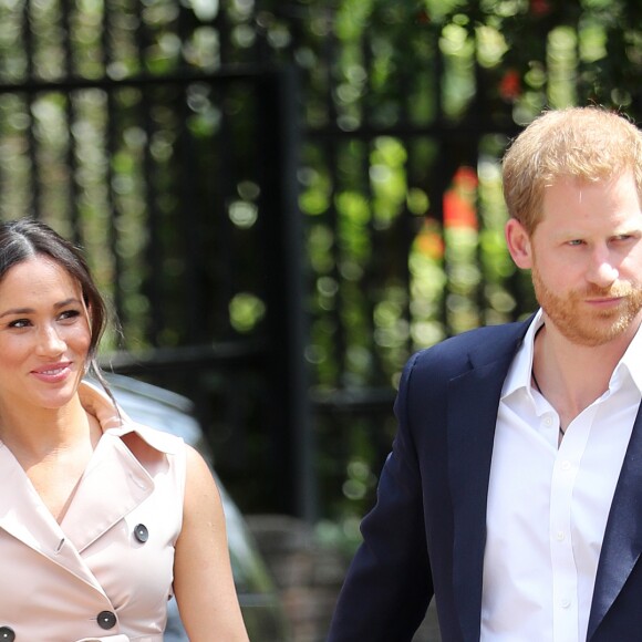 Meghan Markle, duchesse de Sussex, et le prince Harry, duc de Sussex, reçus par Graça Machel, veuve de N.Mandela, à Johannesburg. Le 2 octobre 2019