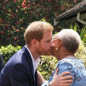 Meghan Markle, duchesse de Sussex, et le prince Harry, duc de Sussex, reçus par Graça Machel, veuve de N.Mandela, à Johannesburg. Le 2 octobre 2019