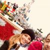Laetitia Milot avec Badri et leur fille Lyana à Disneyland Paris, le 17 décembre 2018