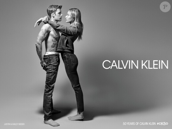 Justin Bieber et sa femme Hailey Baldwin-Bieber figurent sur la nouvelle campagne de Calvin Klein, pour la collection "CK50".
