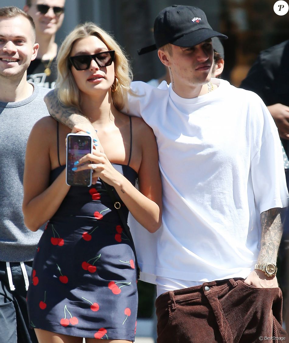  Justin  Bieber  et sa femme  Hailey Baldwin Bieber  se 