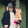 Exclusif - Jeffrey Dean Morgan passe la matinée avec sa fille George Virginia Morgan en balade dans les rues de New York, le 1er mars 2019
