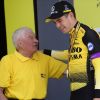Raymond Poulidor et Wout Van Aert après la 2ème étape du Tour de France 2019 à Bruxelles le 7 juillet 2019. © Nico Vereecken / Panoramic / Bestimage
