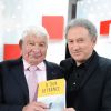 Exclusif - Raymond Poulidor et Michel Drucker - Enregistrement de l'émission "Vivement Dimanche" présentée par M. Drucker à Paris le 8 avril 2019 et qui sera diffusée le 21 avril. © Guillaume Gaffiot/Bestimage