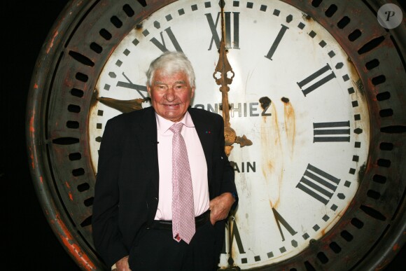 Exclusif - Raymond Poulidor - Personnalités à la Foire de Chatou. Le 16 mars 2019