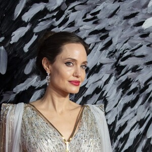 Angelina Jolie assiste à l'avant-première du film "Maléfique : Le Pouvoir du mal" à l'Imax Odeon de Londres, le 9 octobre 2019.
