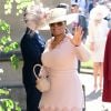 Oprah Winfrey arrive à la chapelle St. George pour le mariage du prince Harry et de Meghan Markle au château de Windsor, Royaume Uni, le 19 mai 2018.