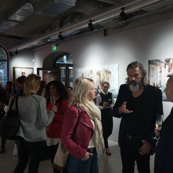 Exclusif - Simon Procter assiste au vernissage de l'exposition de photographies et signature du livre de Simon Procter "Lagerfeld : The Chanel Shows" en hommage à Karl Lagerfeld édité par Rizzoli au Royal Monceau Raffles à Paris, le 26 septembre 2019. © Cyril Moreau / BestImage