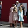 Le roi Felipe VI d'Espagne, la reine Letizia, la princesse Sofia et la princesse Leonor et le prséident espagnol Pedro Sanchez - La famille royale d'Espagne assiste à la parade militaire le jour de la fête nationale espagnole à Madrid le 12 octobre 2019