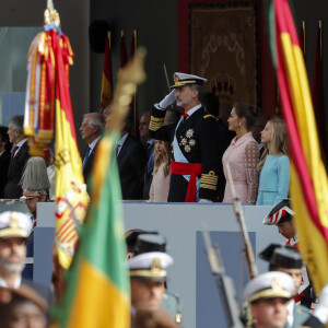 Le roi Felipe VI d'Espagne, la reine Letizia, la princesse Sofia et la princesse Leonor Illustration - La famille royale d'Espagne assiste à la parade militaire le jour de la fête nationale espagnole à Madrid le 12 octobre 2019