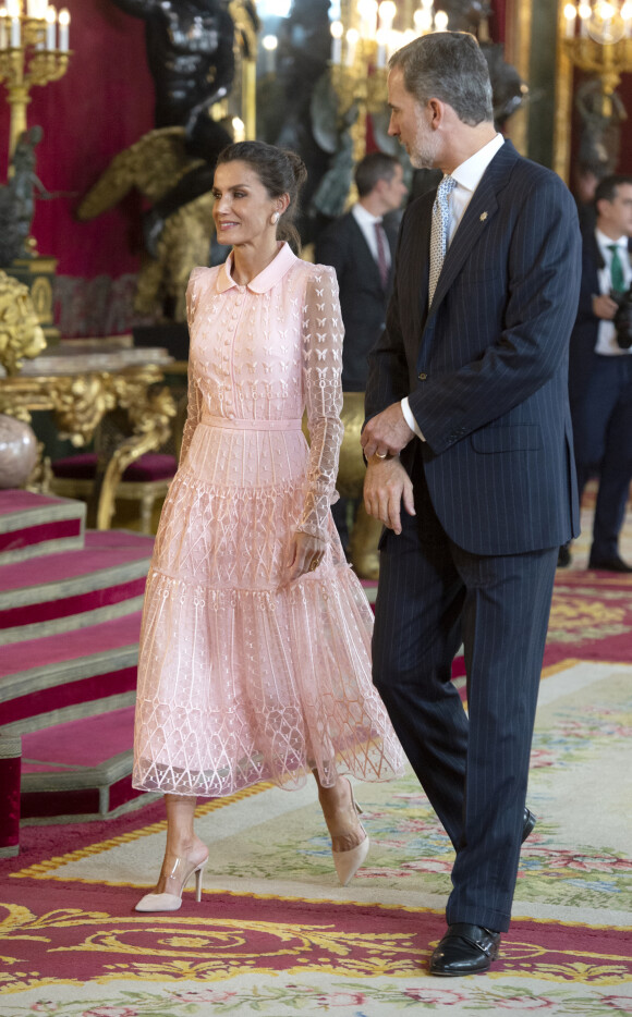 Le roi Felipe VI d'Espagne, la reine Letizia - La famille royale d'Espagne assiste à la réception au palais royal le jour de la fête nationale espagnole à Madrid le 12 octobre 2019