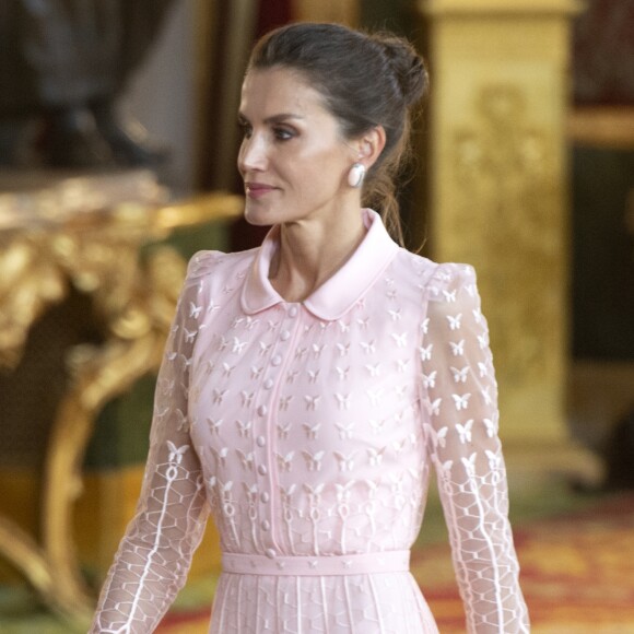 La reine Letizia d'Espagne - La famille royale d'Espagne assiste à la réception au palais royal le jour de la fête nationale espagnole à Madrid le 12 octobre 2019