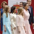 La reine Letizia d'Espagne , la princesse Sofia et la princesse Leonor - La famille royale d'Espagne assiste à la parade militaire puis à la réception au palais royal le jour de la fête nationale espagnole à Madrid le 12 octobre 2019