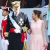 Le roi Felipe VI d'Espagne et la reine Letizia d'Espagne - La famille royale d'Espagne assiste à la parade militaire le jour de la fête nationale espagnole à Madrid, le 12 octobre 2019.