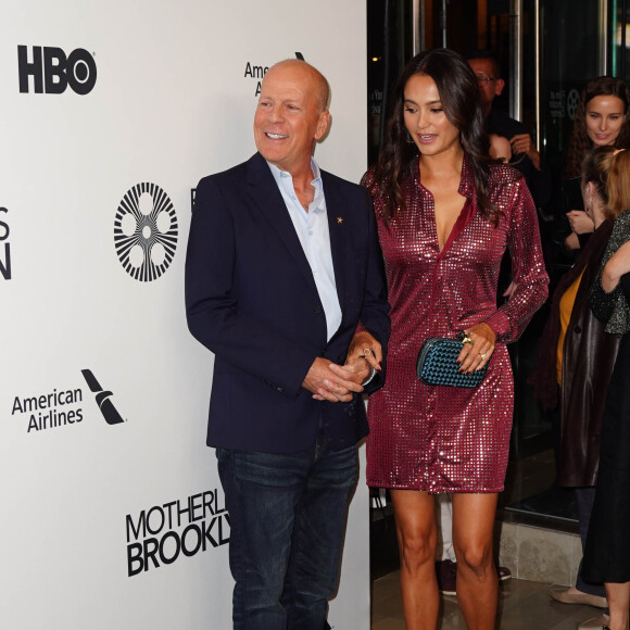 Bruce Willis et sa femme Emma Heming Willis assistent à l'avant-première du film 'Brooklyn Affairs' à l'occasion de la 57ème édition du Festival du Film de New York, le 11 octobre 2019.