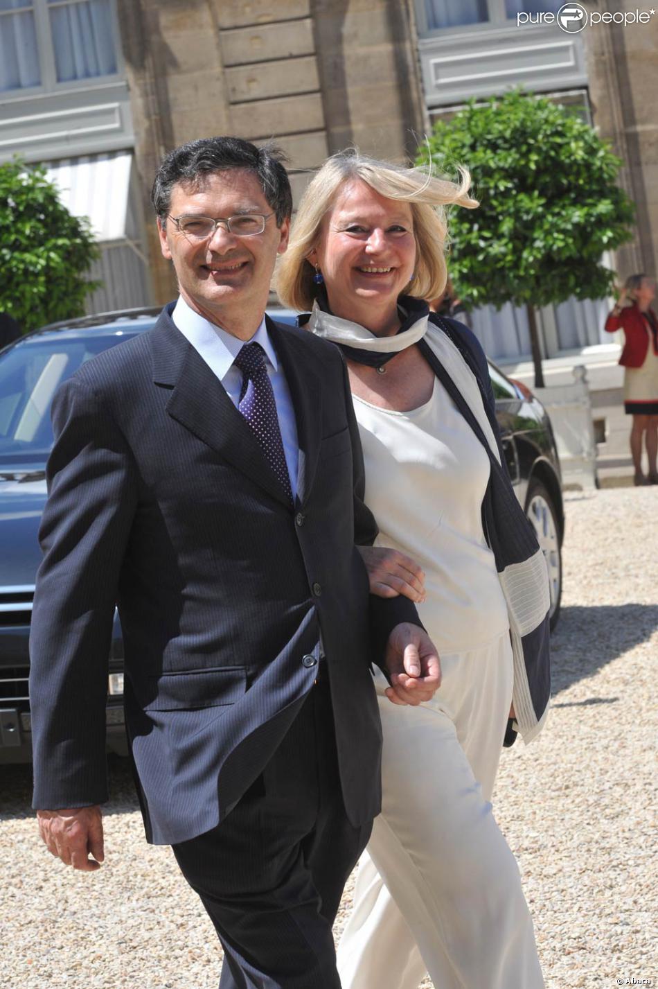 Patrick Devedjian et sa femme, lors de la Garden Party à l'Elysée, le 14 juillet 2009 ! - Purepeople