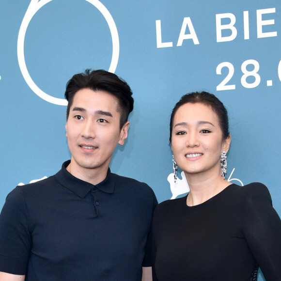 Mark Chao, Gong Li - Photocall du film "Saturday fiction" à la 76ème Mostra de Venise (28 août - 7 septembre 2019), le 4 septembre 2019.