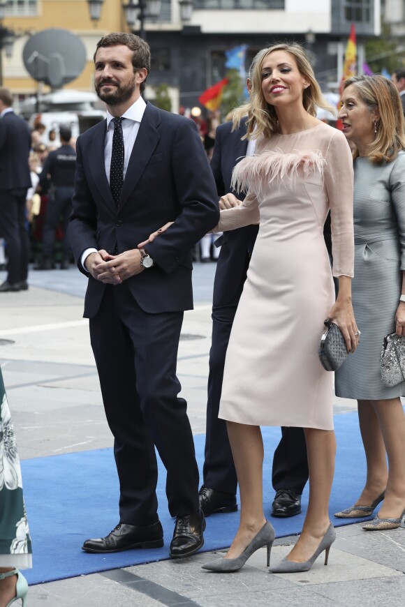 Pablo Casado, Isabel Torres - La famille royale d'Espagne arrive au théâtre Campoamor pour la cérémonie des Princess of Asturias Awards à Oviedo le 18 octobre 2019.