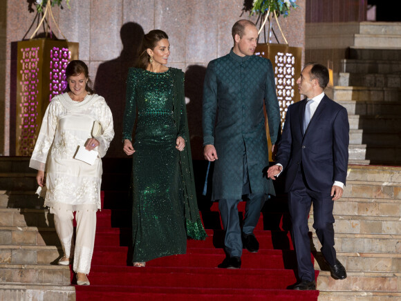 Le prince William et Kate Middleton lors d'une réception offerte par le haut commissaire britannique Thomas Drew à Islamabad, le 15 octobre 2019.