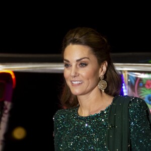 Le prince William et Kate Middleton lors d'une réception offerte par le haut commissaire britannique à Islamabad, le 15 octobre 2019.