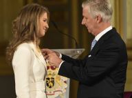 Elisabeth de Belgique éblouissante pour ses 18 ans, le roi et la reine très émus