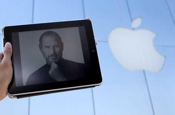Apple Store de Santa Monica après l'annonce du décès de Steve Jobs. Crédits : Lionel Hahn/ABACAPRESS.COM