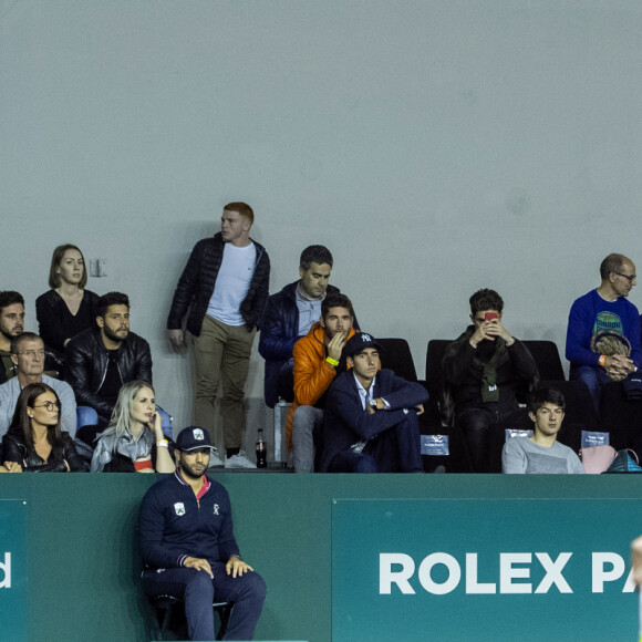Jade Foret (Lagardère) et les parents de B. Paire, Philippe et Eliane Paire, dans les tribunes du match "Benoît Paire/Fernando Verdasco - Rohan Bopanna/Denis Shapovalov (4/6 - 5/7)" lors du tournoi Rolex Paris Masters 2019, le 30 octobre 2019. © Perusseau-Veeren/Bestimage