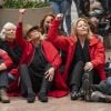 Jane Fonda, 81 ans, et ses partisans ont fait un sit-in dans l'un des bureaux du Sénat américain lors d'une nouvelle manifestation le 1er novembre 2019 à Washington pour alerter les décideurs politiques et l'opinion publique sur l'urgence d'agir face à la crise du changement climatique.