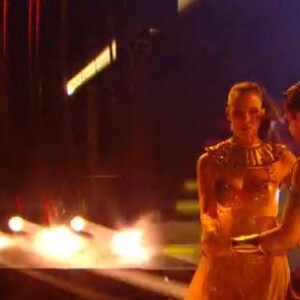 Linda Hardy et Christophe Licata lors du prime de "Danse avec le stars 2019" du 2 novembre, sur TF1