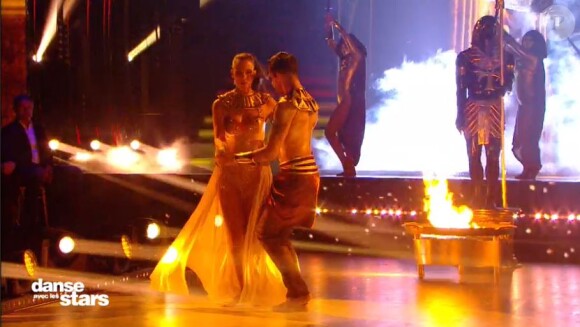 Linda Hardy et Christophe Licata lors du prime de "Danse avec le stars 2019" du 2 novembre, sur TF1