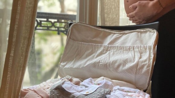 Victoria Bedos enceinte : photo de son baby bump, accouchement imminent