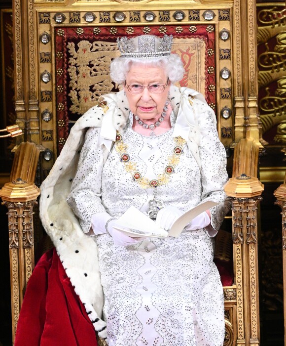 La reine Elisabeth II d'Angleterre - La famille royale d'Angleterre lors de l'ouverture du Parlement au palais de Westminster à Londres. Le 14 octobre 2019.