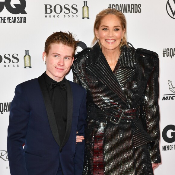 Sharon Stone et son fils Roan Joseph Bronstein assistent aux "GQ Men of the Year Awards 2019" à l'Opéra-Comique de Berlin, le 7 novembre 2019.