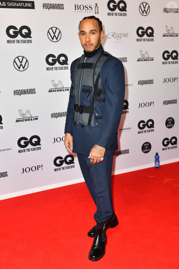 Lewis Hamilton assiste aux "GQ Men of the Year Awards 2019" à l'Opéra-Comique de Berlin, le 7 novembre 2019.