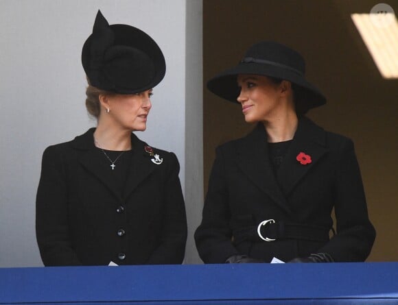 Meghan Markle, la comtesse de Wessex - La famille royale réunie pour le Remembrance Sunday Service, au Cénotaphe de Londres, le 10 novembre 2019.