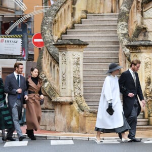 Louis Ducruet et sa femme Marie, Pierre Casiraghi et sa femme Beatrice Borromeo, la princesse Alexandra de Hanovre, Andrea Casiraghi et sa femme Tatiana Santo Domingo - La famille princière de Monaco arrive à la cathédrale Notre-Dame-Immaculée lors de la fête Nationale monégasque à Monaco le 19 novembre 2019. © Dominique Jacovides/Bestimage