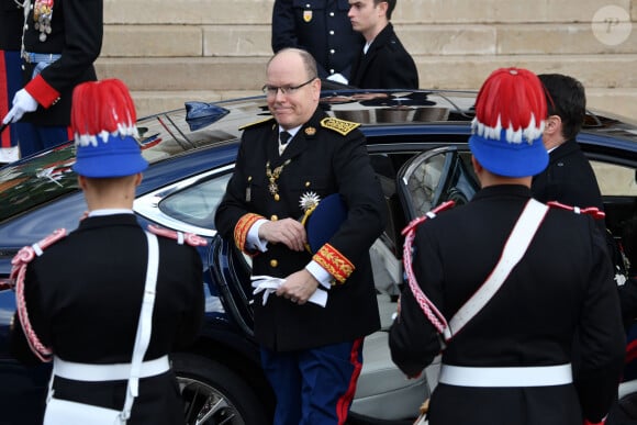 Le prince Albert II de Monaco - La famille princière de Monaco arrive à la cathédrale Notre-Dame-Immaculée lors de la fête Nationale monégasque à Monaco le 19 novembre 2019. © Dominique Jacovides/Bestimage