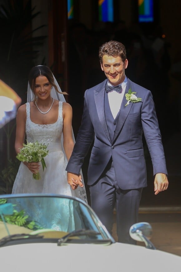 L'acteur Miles Teller et sa petite-amie de longue date Keleigh Sperry se sont mariés le 1er septembre 2019 à Hawaii, après trois ans d'idylle.