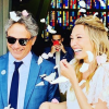Laura Smet a épousé Raphaël Lancrey-Javal au Cap-Ferret le 15 juin 2019, jour de la naissance du père de l'actrice, Johnny Halliday. La mariée était vêtue d'une robe Delphine Manivet.