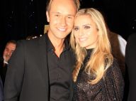 Clara Morgane élégante et scintillante pour une soirée au Lido avec Cyril Féraud