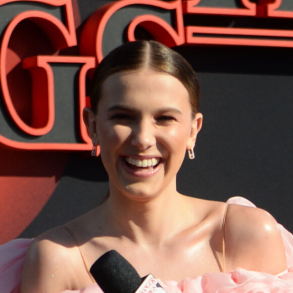 Millie Bobby Brown à la première de la série Netflix "Stranger Things - Saison 3" à Los Angeles, le 28 juin 2019.