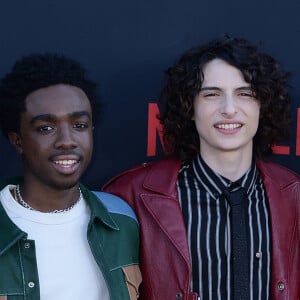 Gaten Matarazzo, Caleb McLaughlin, Millie Bobby Brown, Sadie Sink, Finn Wolfhard, Noah Schnapp à la première de la série Netflix "Stranger Things - Saison 3" à Los Angeles, le 28 juin 2019.