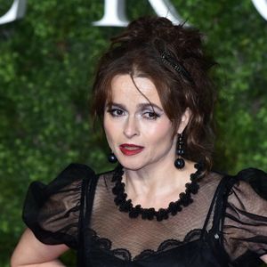 Helena Bonham Carter - Les célébrités lors de l'avant-première de la troisième saison de la série 'The Crown' à Londres, le 13 novembre 2019. -
