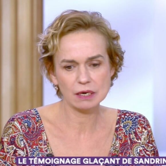 Sandrine Bonnaire dans l'émission "C à Vous", sur France 5. Le 27 novembre 2019.