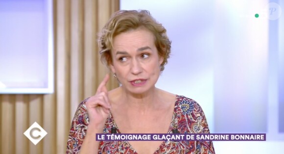 Sandrine Bonnaire dans l'émission "C à Vous", sur France 5. Le 27 novembre 2019.