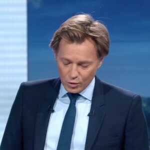Laurent Delahousse annonce la mort de Claude Sempère sur France 2. Le 29 novembre 2019.