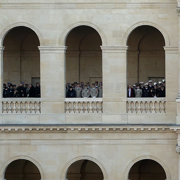 Le Président de la République, Emmanuel Macron préside l'Hommage national rendu aux treize militaires morts pour la France en opérations extérieures, dans la cour de l'Hôtel national des Invalides. Six officiers, six sous-officiers et un caporal-chef ont trouvé la mort en opération, dans la soirée du lundi 25 novembre 2019. Paris, France, le 2 décembre 2019. © Stéphane Lemouton / Bestimage