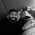 Justin et Tiffany de "Mariés au premier regard" à l'hôpital, avant la naissance de Zélie, le 30 novembre 2019